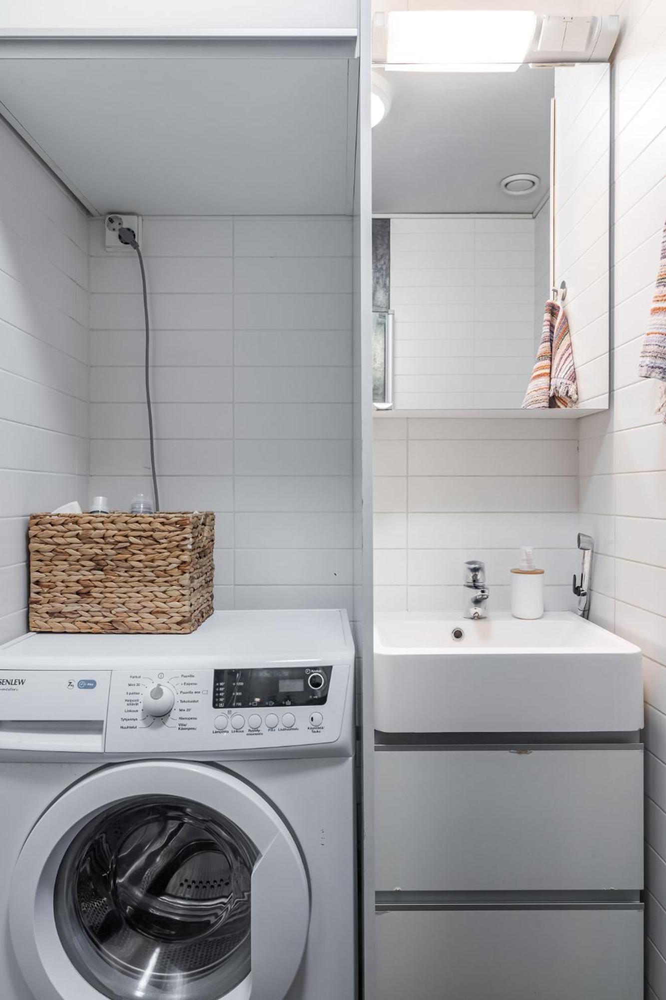 Beautiful 1br Near Center With Free Parking Apartment *